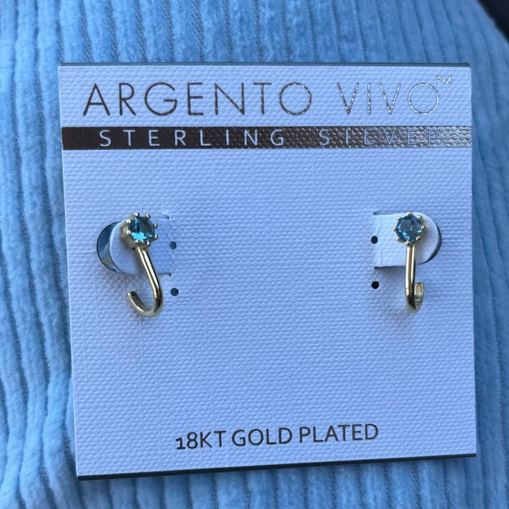 Argent Vivo studs